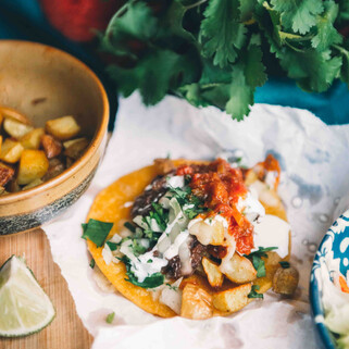 Beef Birria Garnachas 