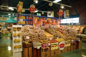 Hen House Extends Celebration of Potato Lover's Month Beyond the Produce Aisle