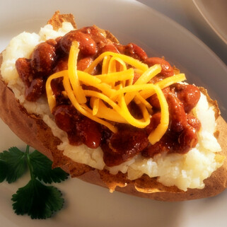Chili-Topped Idaho® Baked Potatoes 