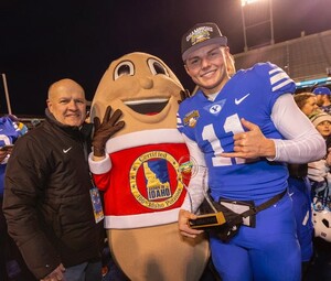 BYU QUARTERBACK ZACH WILSON THROWS PERFECT GAME DEFEATING THE WESTERN MICHIGAN BRONCOS IN THE FAMOUS IDAHO POTATO BOWL