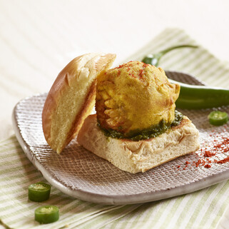 Vada Pao with Potatoes
