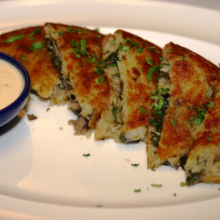 Spinach and Wild Mushroom Rosti Idaho® Potato with Garlic Herb Cream 