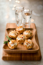 Fresh Gourmet® Crispy Onion, Rosemary and Idaho® Mashed Potato Bites 