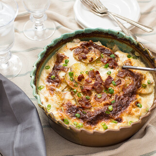 Roasted Garlic & Chive Au Gratin Potatoes