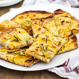 Grilled Potato Pizza