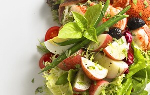Salads With Idaho® Potatoes Go Global