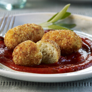 Polpette con Pomarola (Chicken and Potato Croquettes with Tomato Sauce)