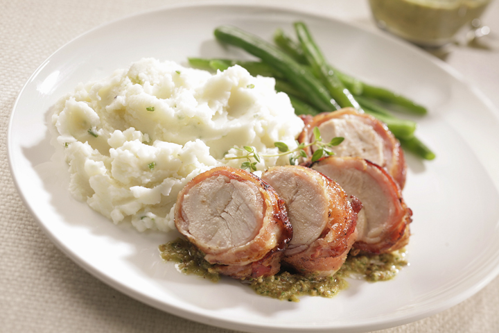 Bacon-Wrapped Turkey with Green Chili-Almond Sauce with Idaho&reg; Mashed Potatoes