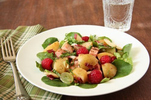 nancybuchanan Idaho® Potato and Grilled Chicken Salad with Raspberries